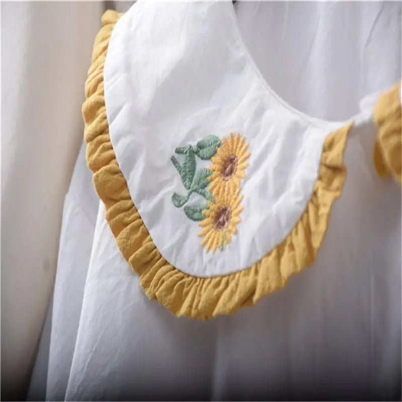Gorgeous White Peter - Pan Style Sunflower Button - Up Blouse - Cosparty
