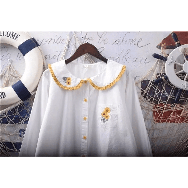 Gorgeous White Peter - Pan Style Sunflower Button - Up Blouse - Cosparty
