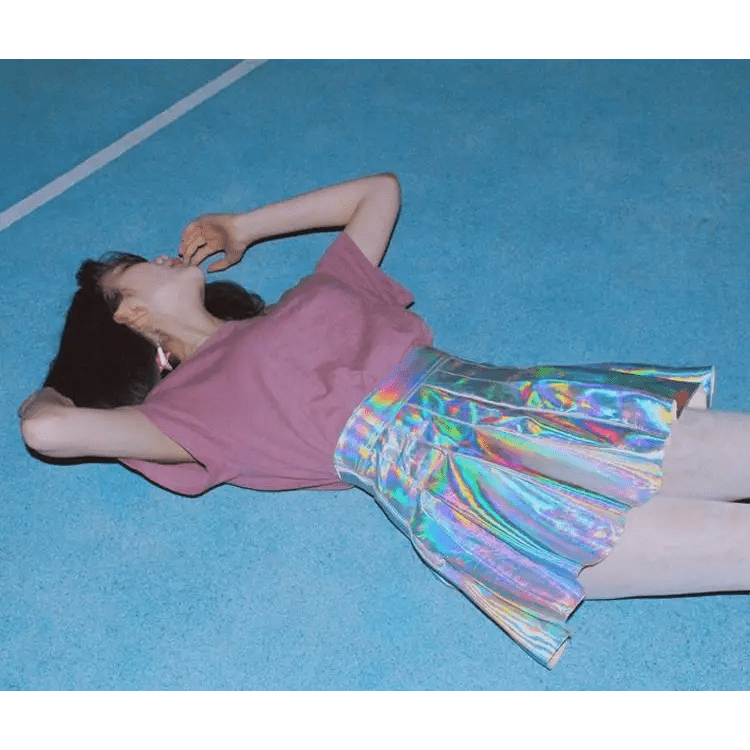 Holographic Pleated Silver Mini Skirt for Trendy J - Fashion Lovers - Cosparty