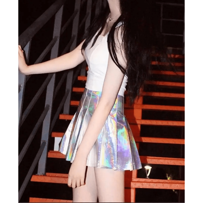 Holographic Pleated Silver Mini Skirt for Trendy J - Fashion Lovers - Cosparty
