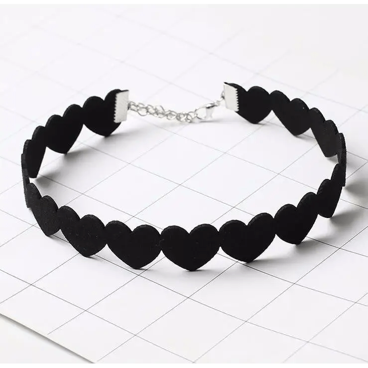 Jet Black Heart Choker Necklace for Chic Goth Fashion - Cosparty