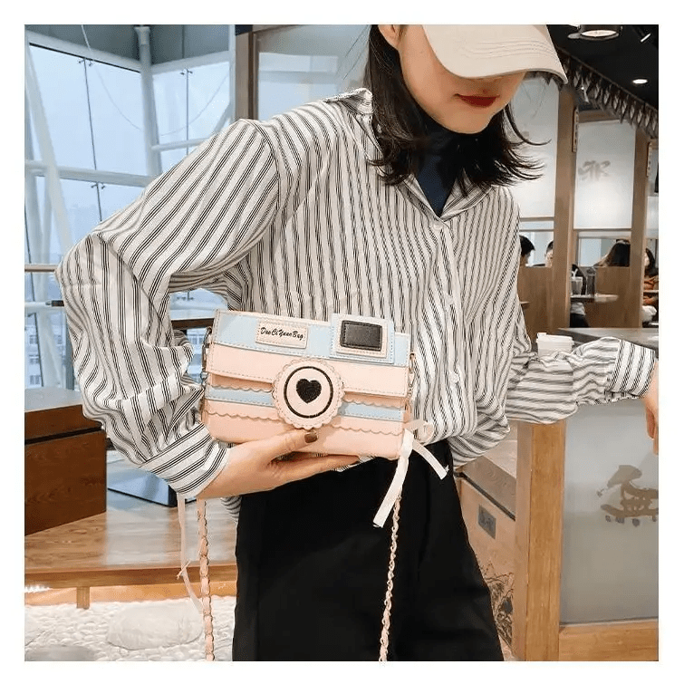 Kawaii Harajuku Camera Shaped 3D Purse in Pink and Blue - Cosparty