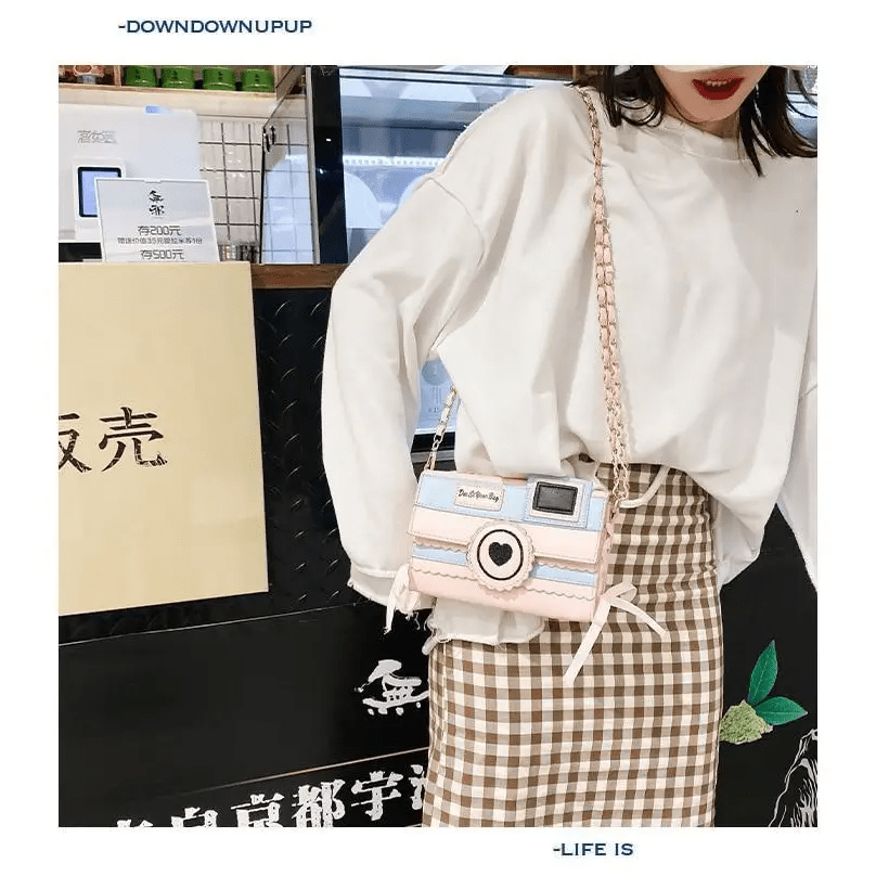 Kawaii Harajuku Camera Shaped 3D Purse in Pink and Blue - Cosparty