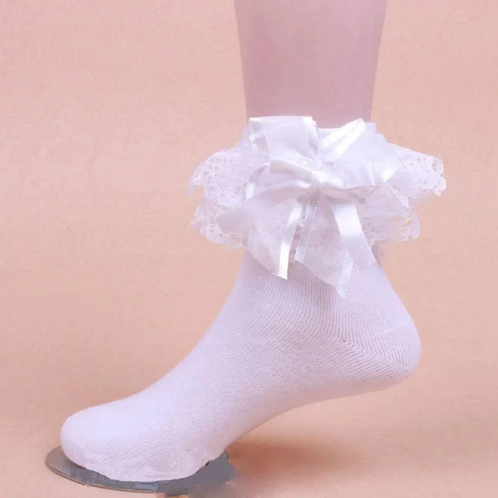 Kawaii Ruffled Trim Ankle Socks for a Cute Fashion Boost - Cosparty