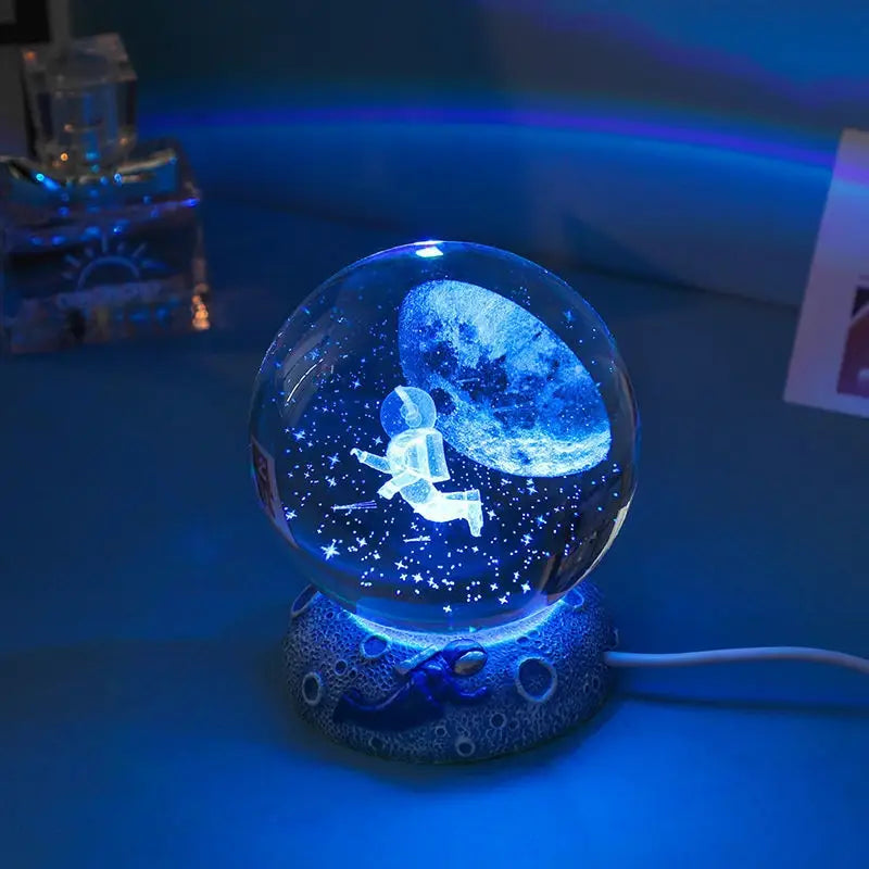 LED Aquamarine Life Snowglobe for Enchanting Underwater Ambiance - light