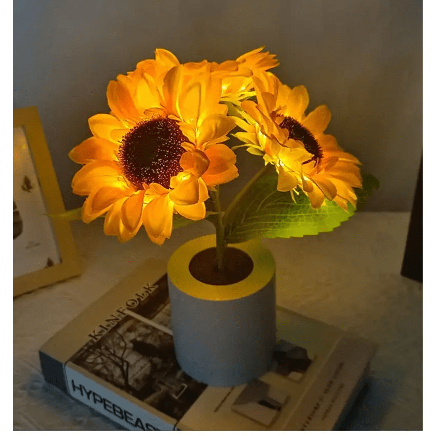 Light - Up Sunflower Desk Lamp for a Whimsical Cottagecore Touch - Cosparty