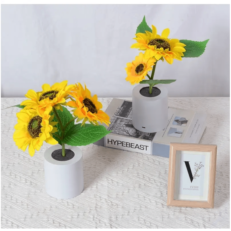 Light - Up Sunflower Desk Lamp for a Whimsical Cottagecore Touch - Cosparty
