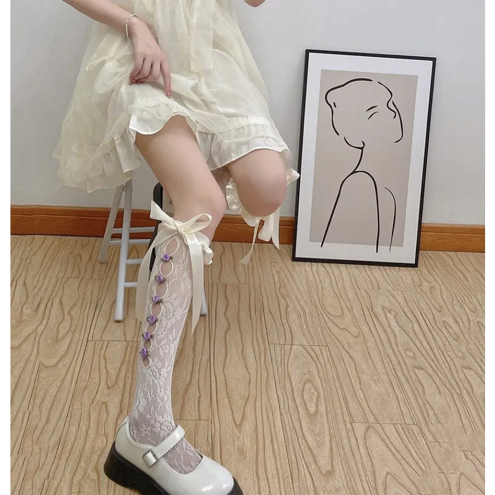 Lolita Lace Ribbon Rosebud Stockings in Black or White - socks