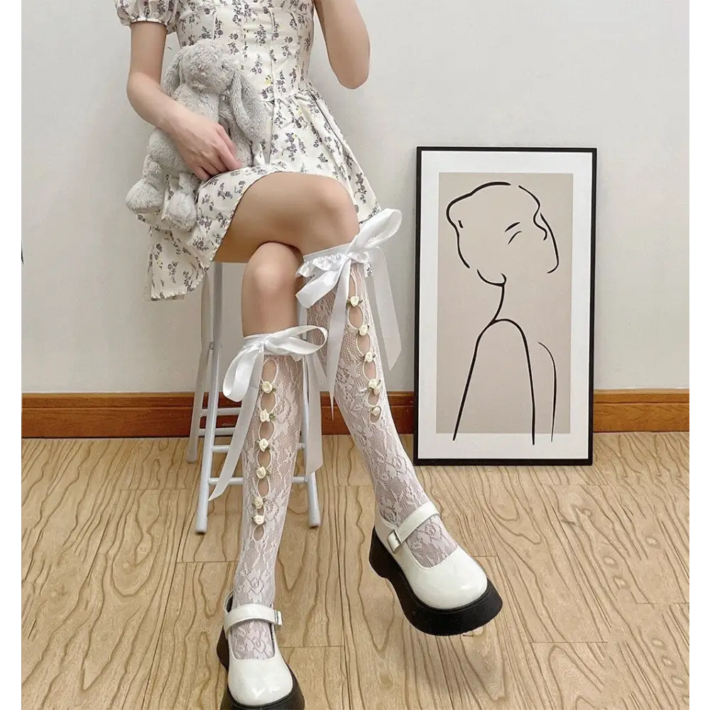 Lolita Lace Ribbon Rosebud Stockings in Black or White - socks