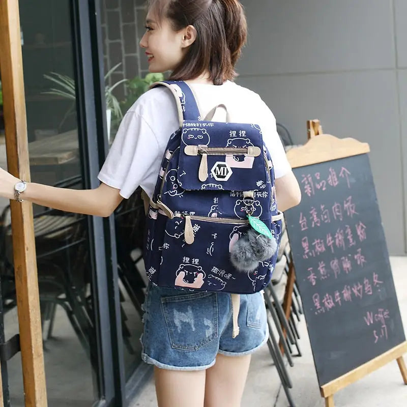 Luxury Kawaii Backpack with Built-in USB Charger and Ample Storage - Backpack