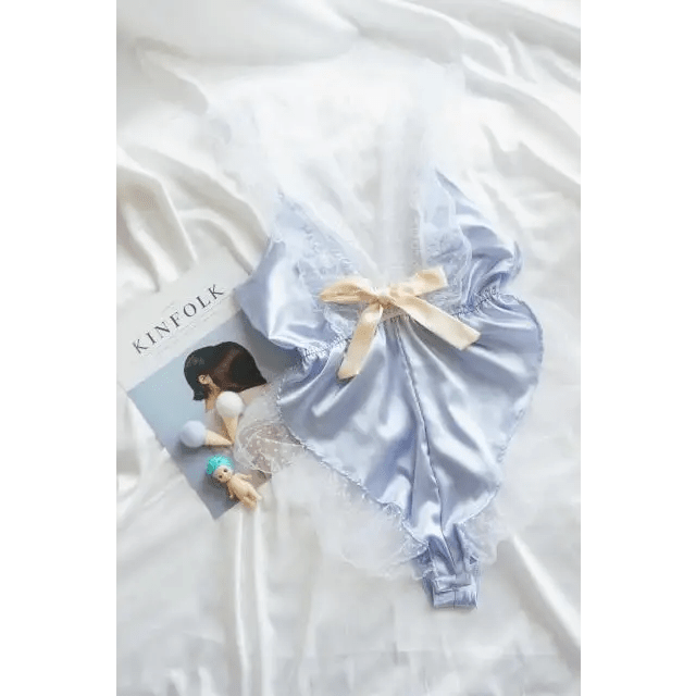 Luxury Silk and Lace Lingerie Set with Exquisite Hand - Details - Cosparty