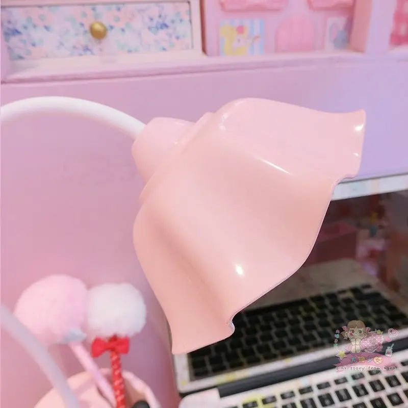 Milky Pastel Tulip Desk Lamp for Kawaii Bedrooms - Cosparty