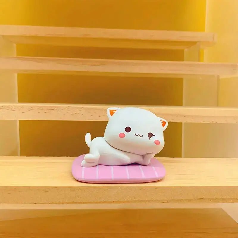 Peach & Goma Figures for Playful Collectors - Cosparty