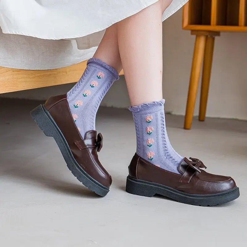 Pink Vintage Floral Socks for Kawaii and Fairycore Styles - Cosparty