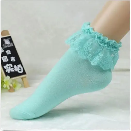 Ruffled Trim Ankle Socks for a Cute and Flirty Touch - socks