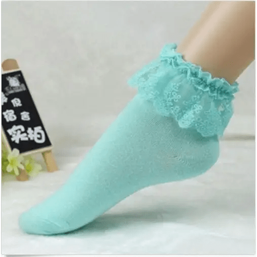 Ruffled Trim Ankle Socks for a Cute and Flirty Touch - Cosparty