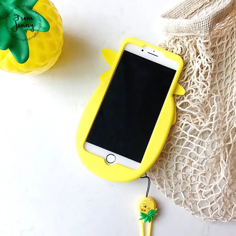 Shimmery Liquid Glitter Pineapple Shaped Phone Case - Cosparty