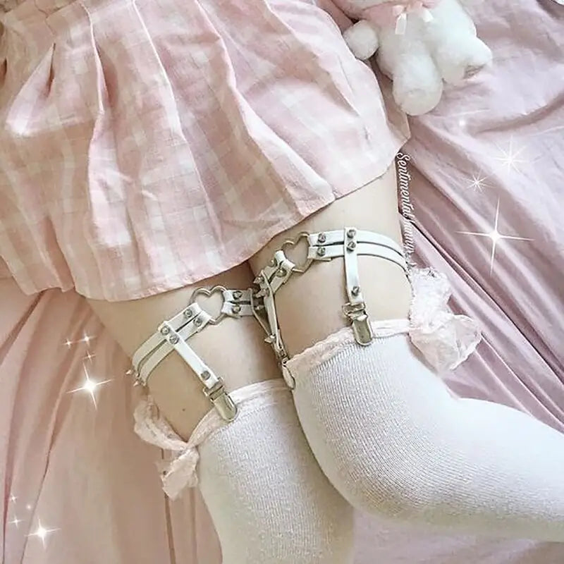 Spiky Garter Belt with Punk Rock Style and Metal Heart - White - Accessories