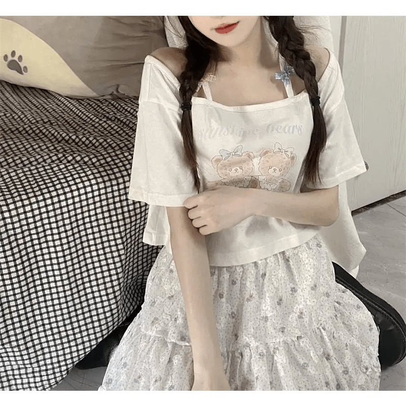 Teddy Bear Friends Tee with Adorable Pastel Graphic - Cosparty