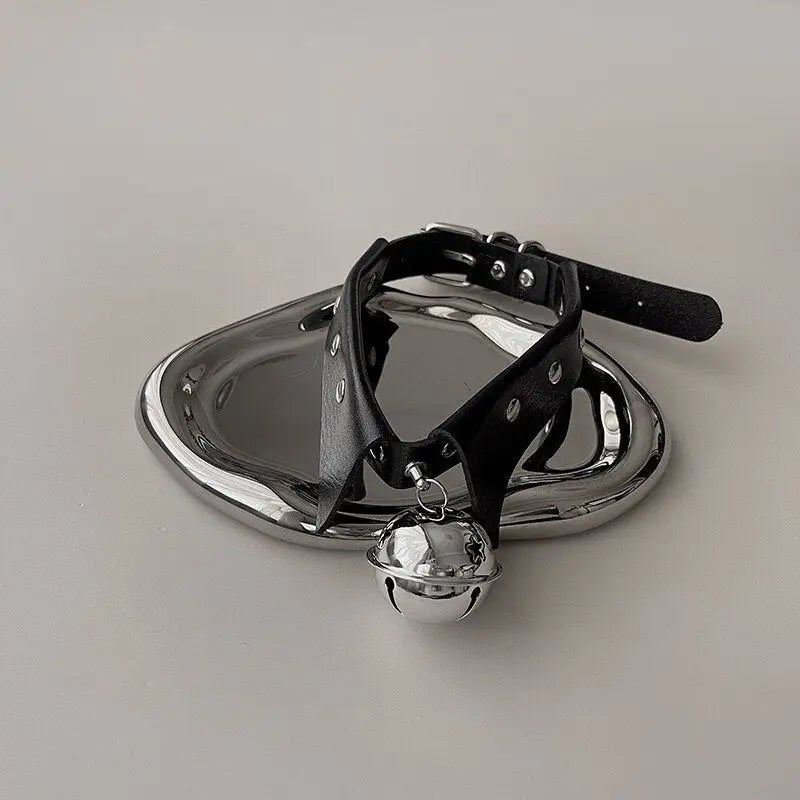 Tuxedo Bell Collar in Vegan Leather for a Playful Look - Cosparty