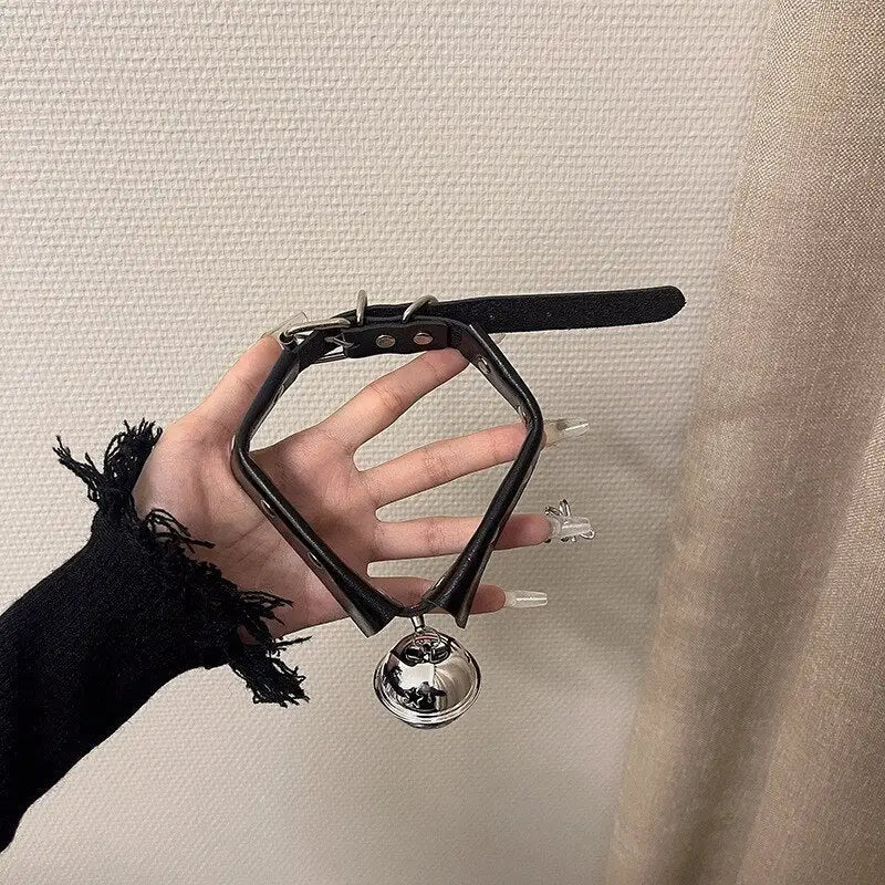 Tuxedo Bell Collar in Vegan Leather for a Playful Look - Cosparty